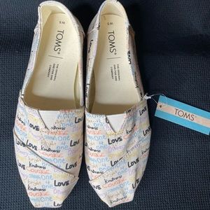 TOMS. Size 5. New
